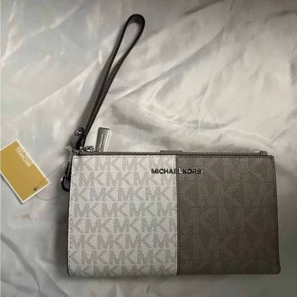 Michael Kors Gray and Cream Tote Bag with Gold Accents - Picture 8 of 13